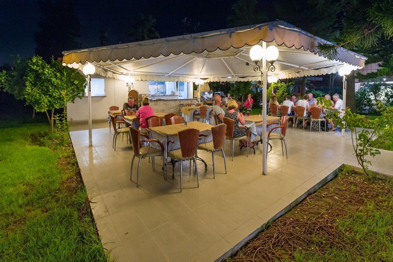 Paleos Hotel Apartments Ialysos  Esterno foto