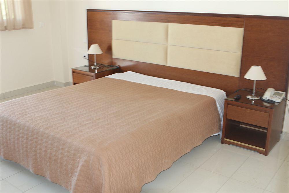 Paleos Hotel Apartments Ialysos  Esterno foto